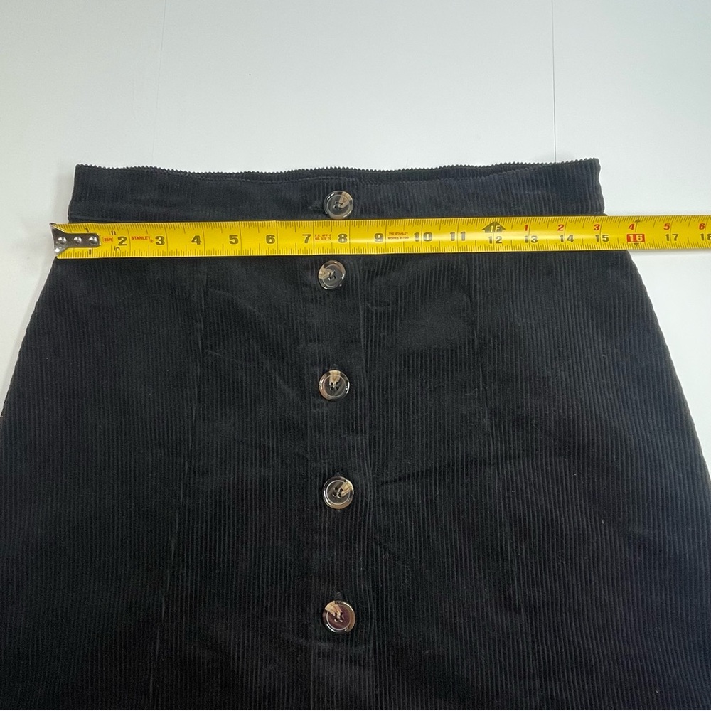 ANTHROPOLOGIE HARPER HERITAGE Black Corduroy Mini Skirt Button Front Size Medium - Picture 6 of 7
